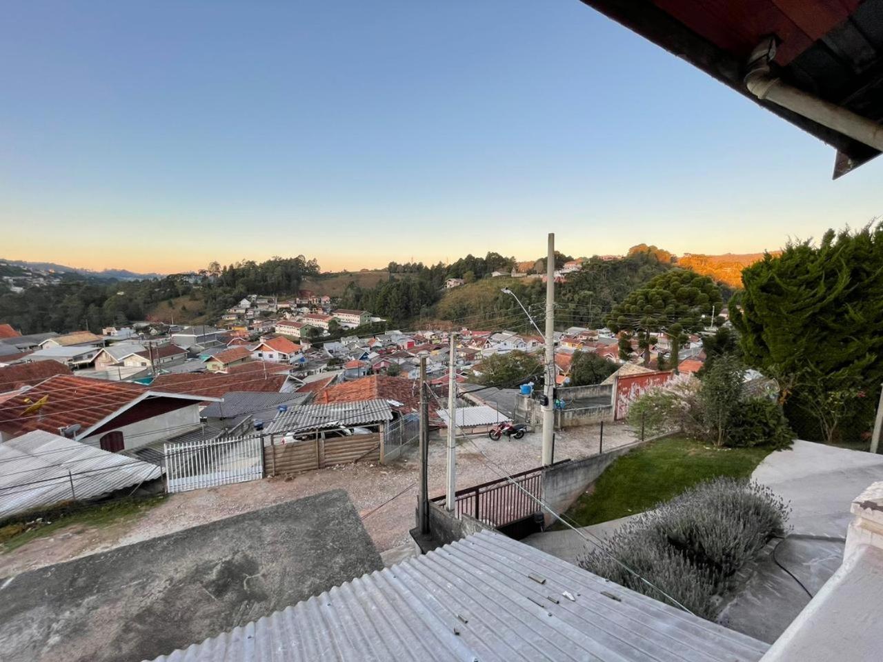 Recanto Da Araucaria 2 Casa de férias Campos do Jordão